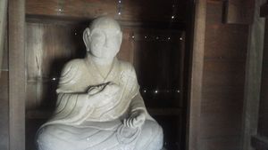 大師像（苅田稲荷社）