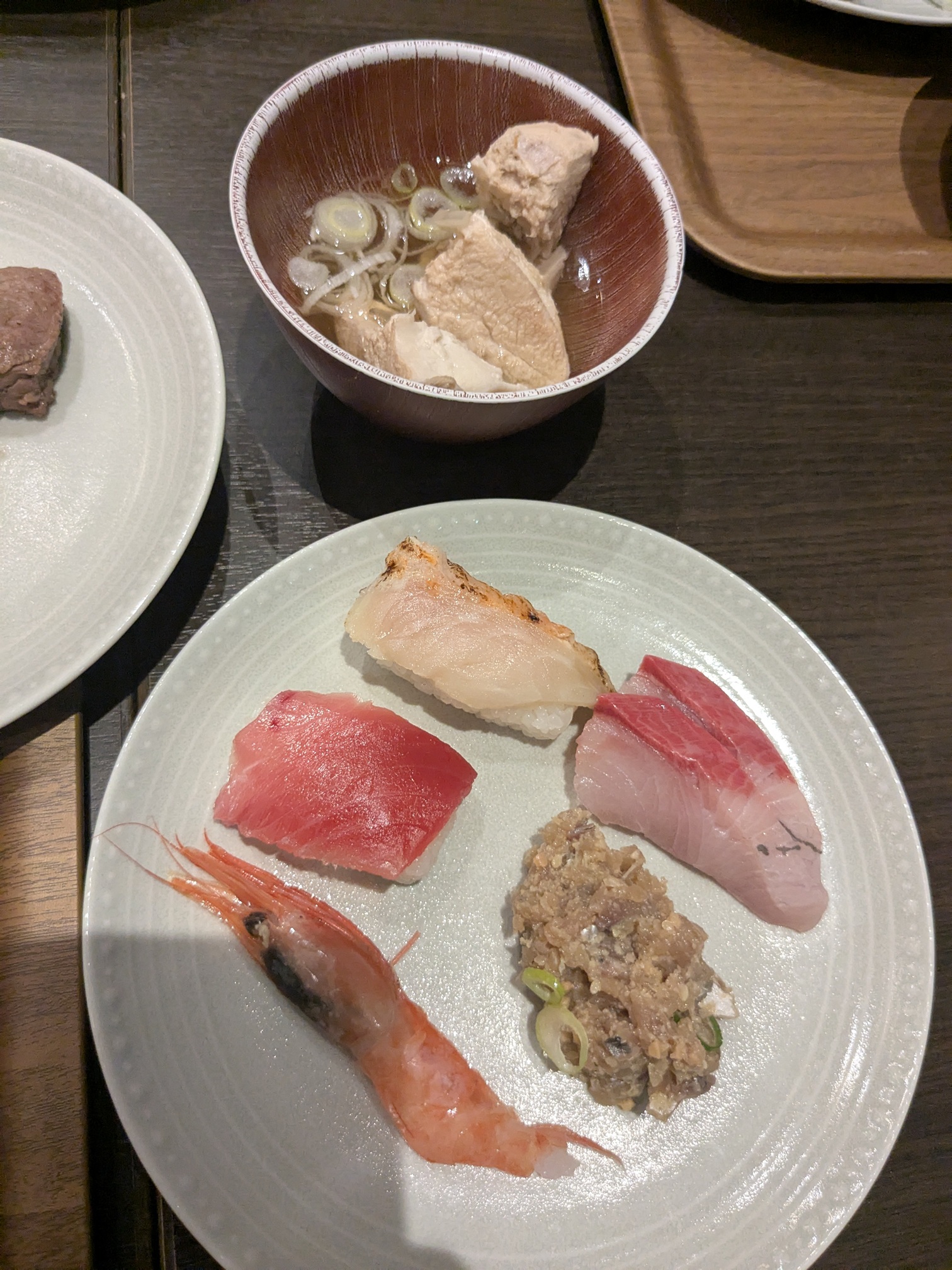 ホテルニューアカオ　夕食バイキング