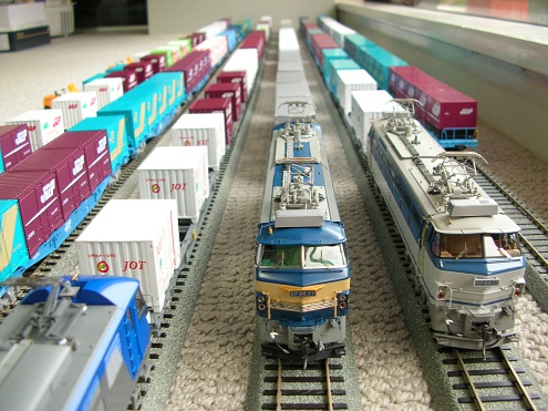 コンテナ　基地　機関車　ＥＦ66　ＥＦ210　ＥＦ65　貨物列車