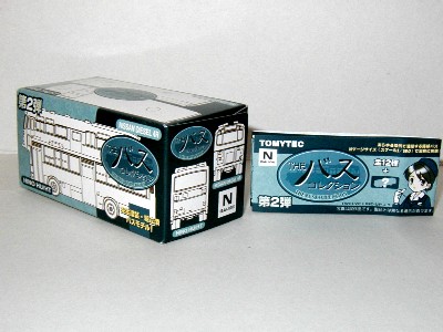 tomytecbus24r01.jpg