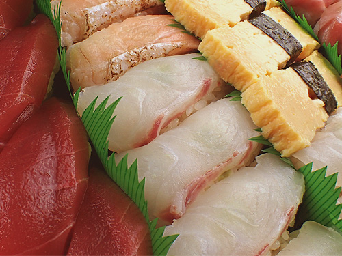 ハマフエフキの寿司　盛り込み.jpg