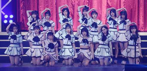 ☆akb48♪チーム8が総勢61人で盛り上げる！東京代表 小栗有以『9年間のキセキを見て』！ ルゼルの情報日記 楽天ブログ