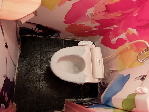 トイレのセルフリノベーション DIYでセルフリフォーム 女性でも簡単にクッションフロア貼れました