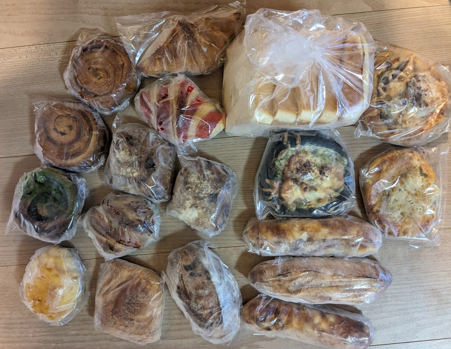 岡山市パン屋パブリックの通販　フレンチシェフが作るこだわりパンセット