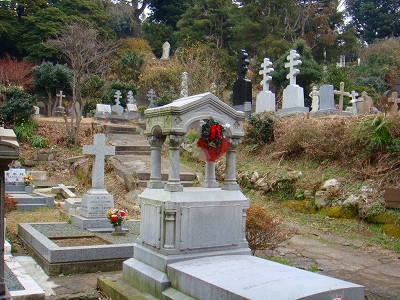 外人墓地クリスマス.jpg
