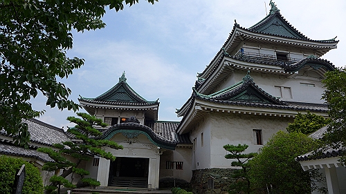 和歌山城大天守と小天守