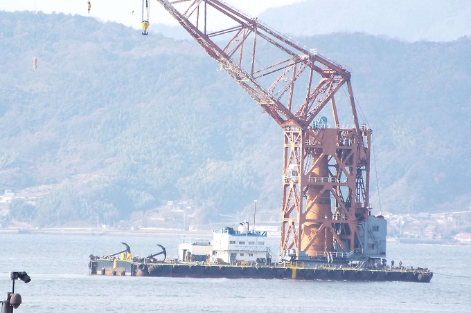 起重機船「ひろしま」