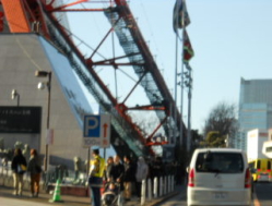 元日のタワー.jpg