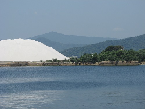 三ツ子島