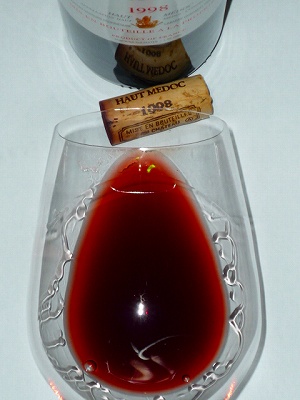 Le Haut-Medoc de Giscours 1998 glass.jpg