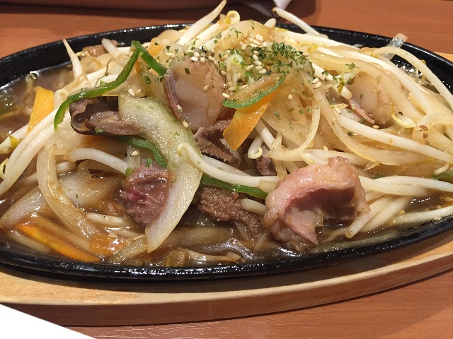 ホルモン鉄板.jpg
