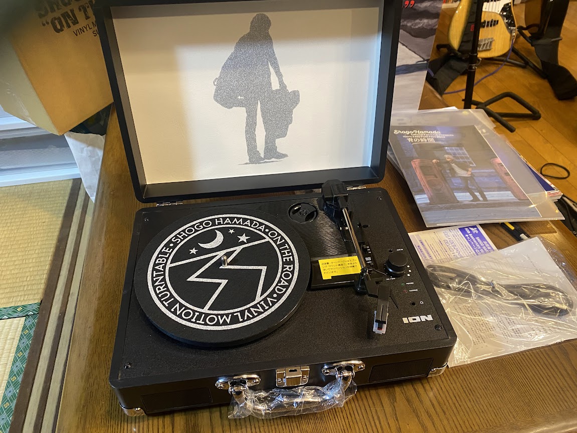 【新品未使用】浜田省吾 ON THE ROAD ポータブルレコードプレーヤー 新品未開封】浜田省吾 ON THE ROADポータブル・レコード