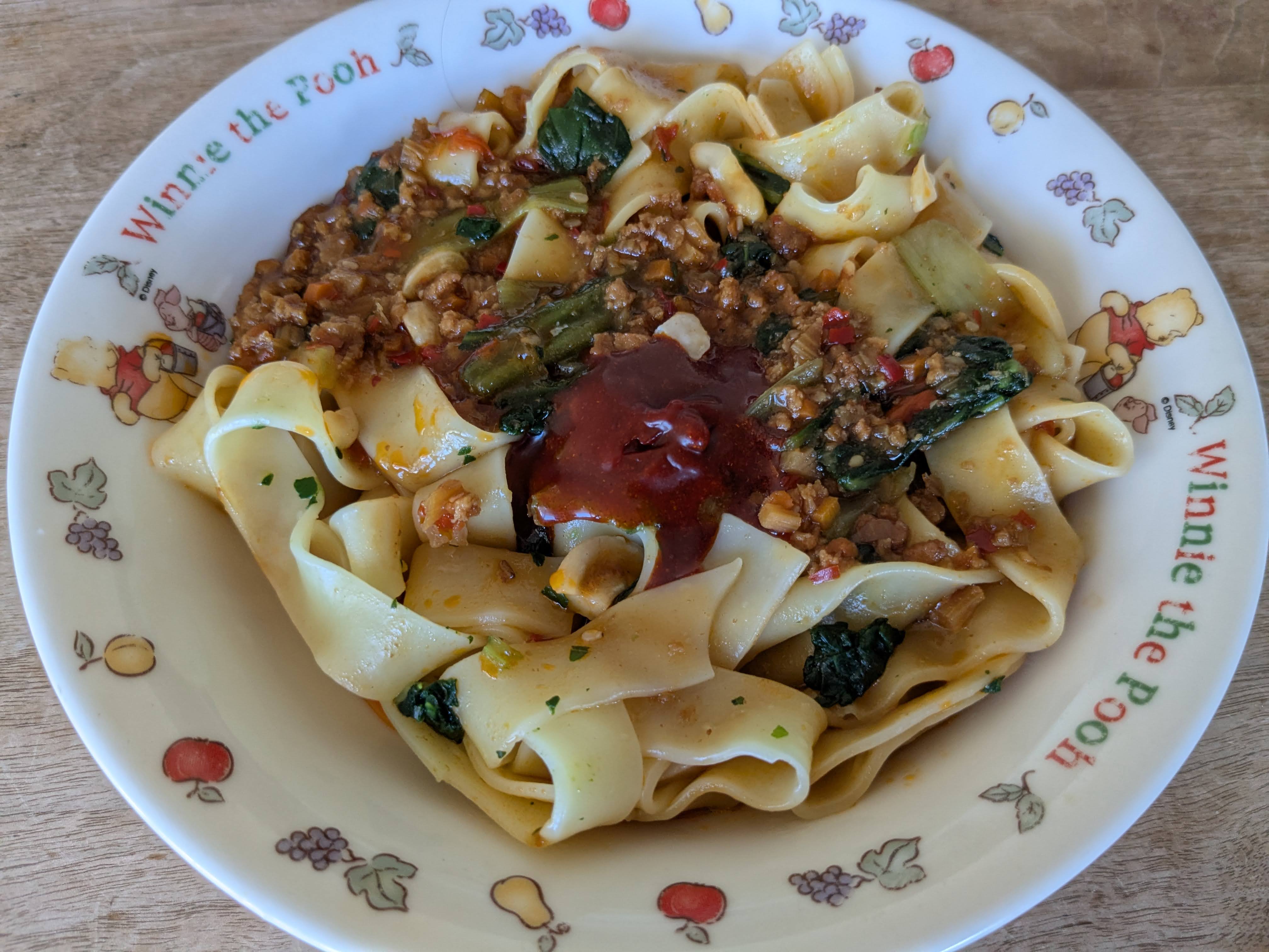 ファミマル　香酢が効いた旨辛たれビャンビャン麺