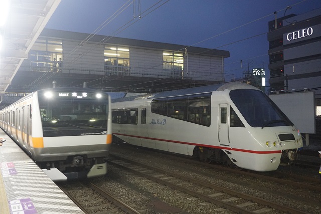 伊豆急 2100系R-5編成 in 八王子3
