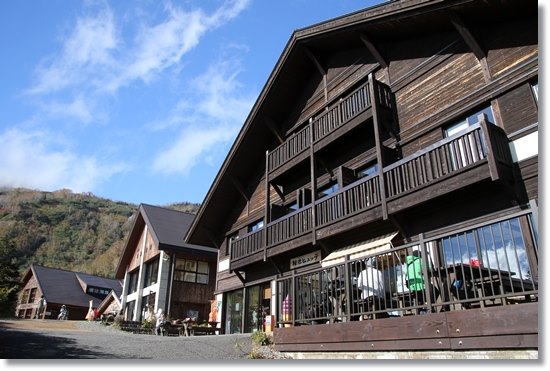 自然園まで-9 栂池ヒュッテ 15.10.2