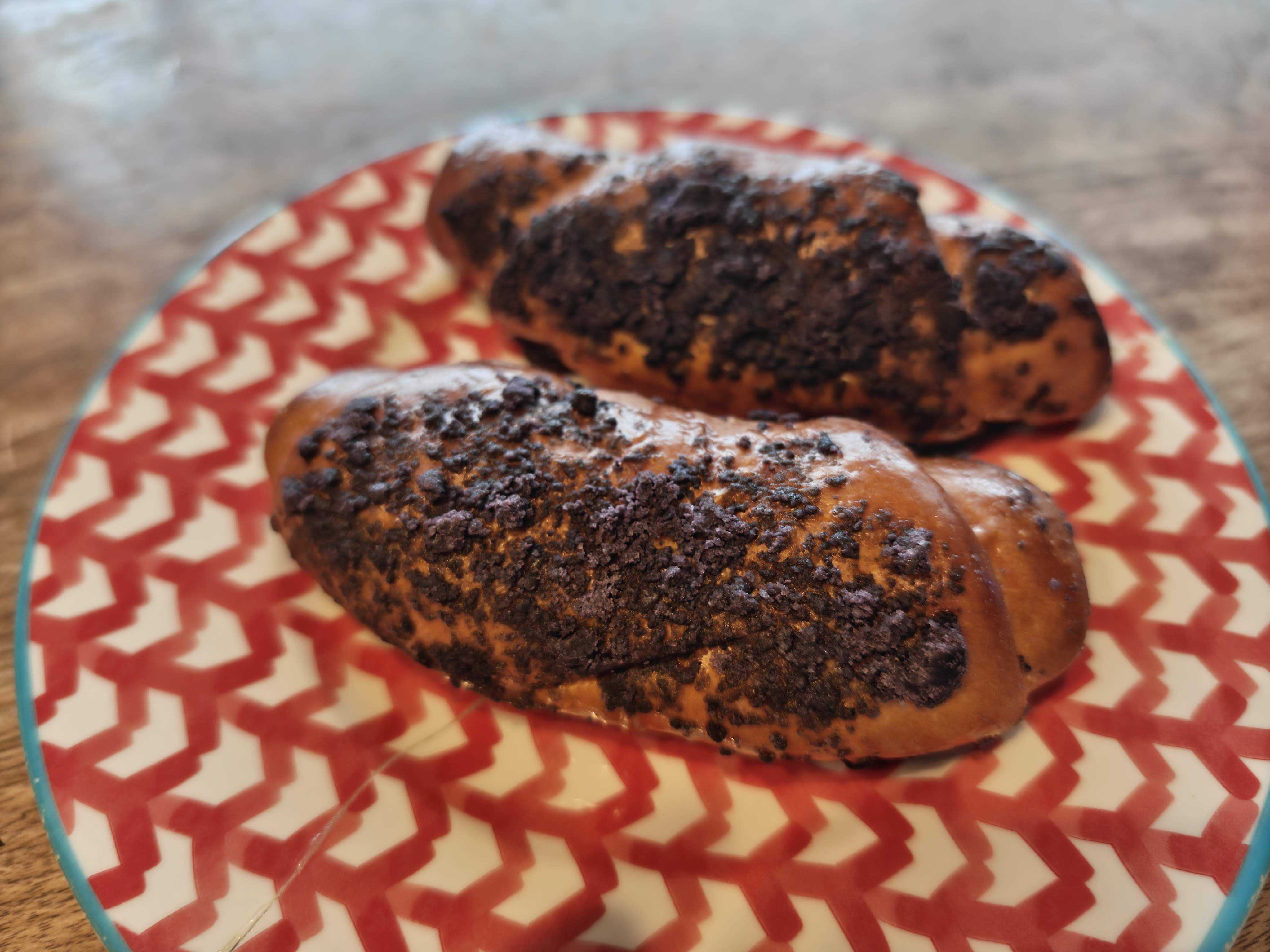 千葉中央駅　マニラのパン屋さん　ウベブレッド