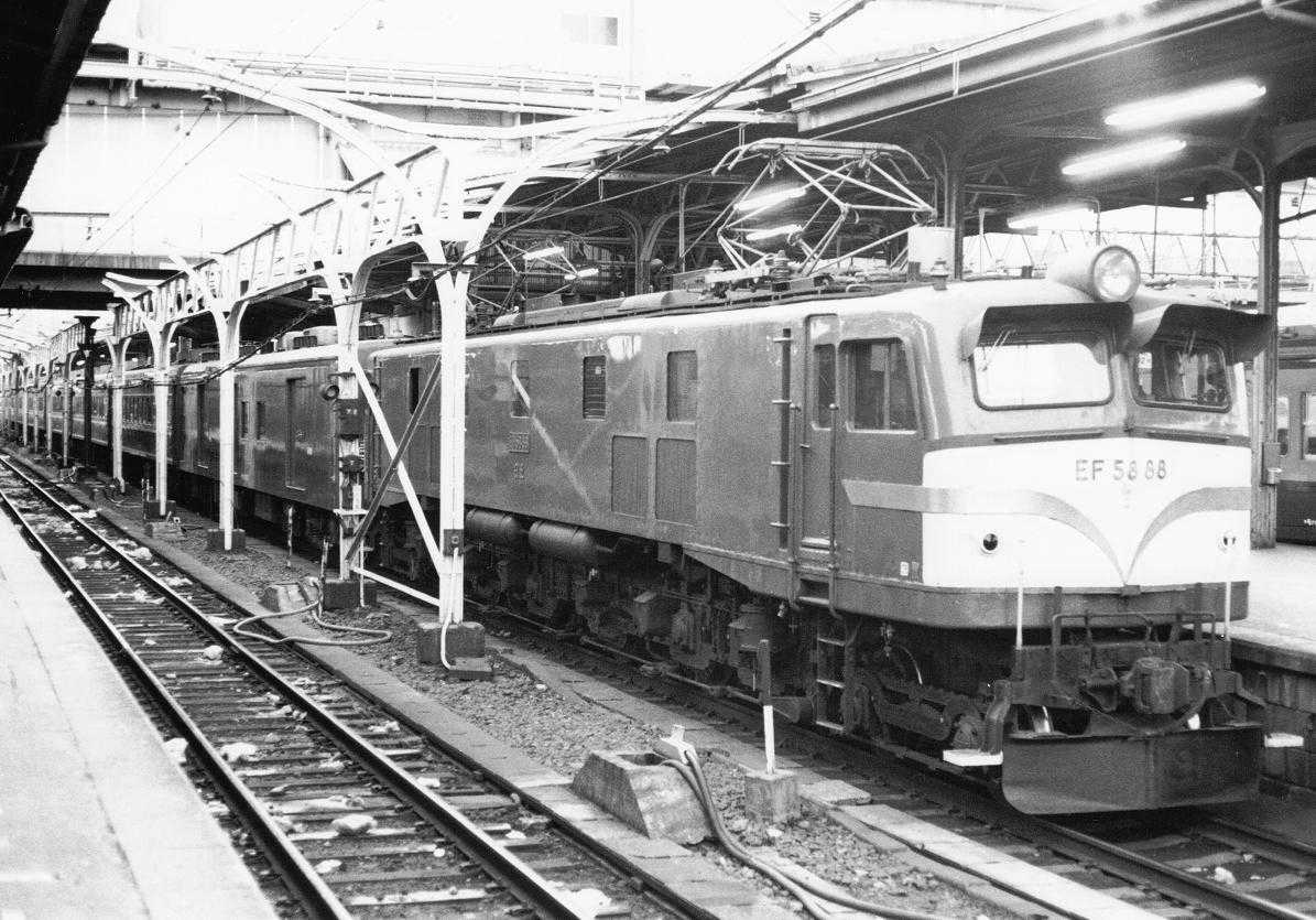 マニ30 北オク,南シナ化と間違いの修正 [鉄道模型] | 重単5175