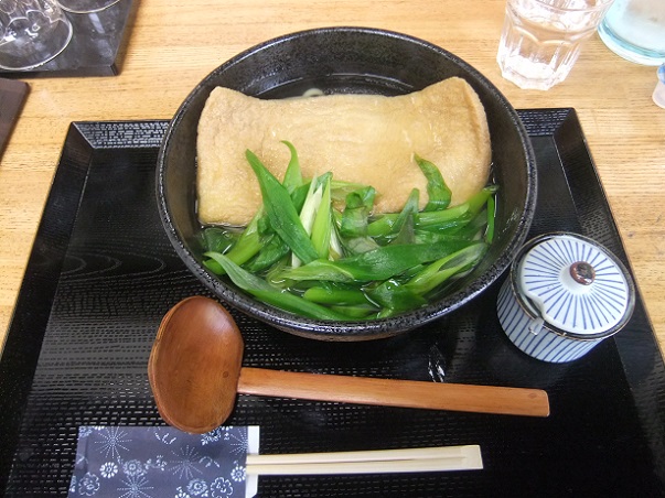 西保木間１丁目・京うどん かほるのきつねうどん１