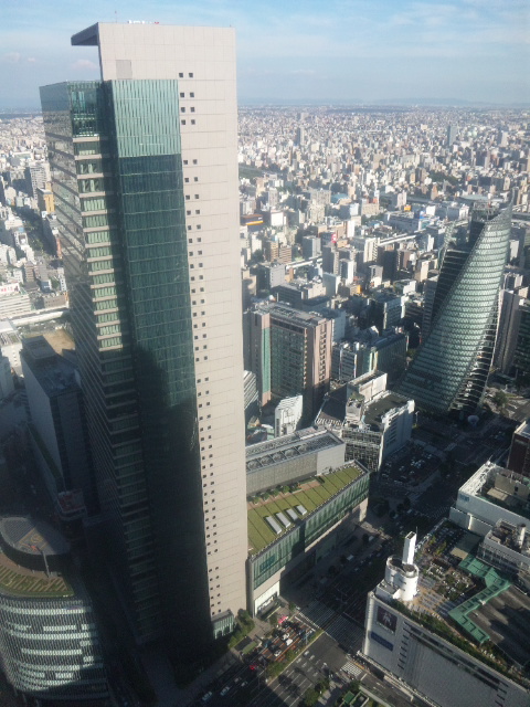 名古屋市内が綺麗に見えてますね