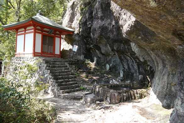 ★石段の表参道1425段を登って鳳来寺山 659M | 古ギャルの山登りとガーデニングで楽しく^^ - 楽天ブログ