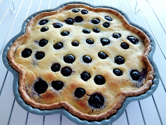 チーズクリームでブルーベリータルト　コストコ生ブルーベリー Blueberry tart
