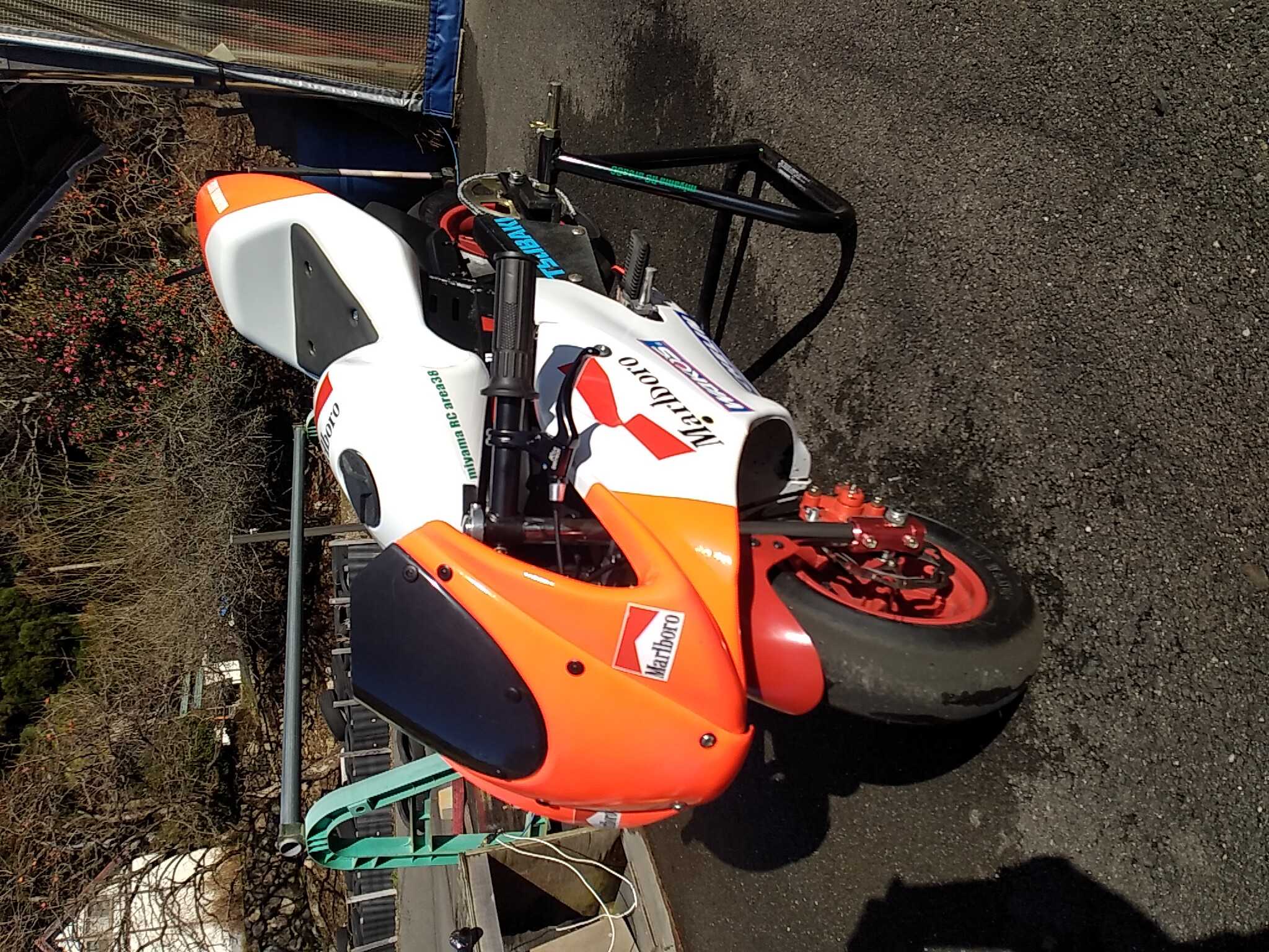 ポケバイ 5号機 エンジン始動？。 12/29。 | 荒倉基地活動報告 - 楽天