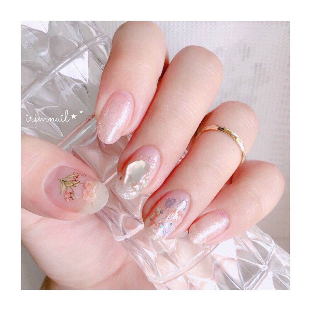 ピンクと白のアシメネイル Irimnailの気ままなセルフネイル 楽天ブログ