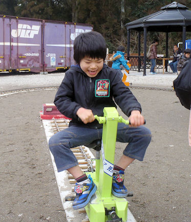 子供用の遊び場も