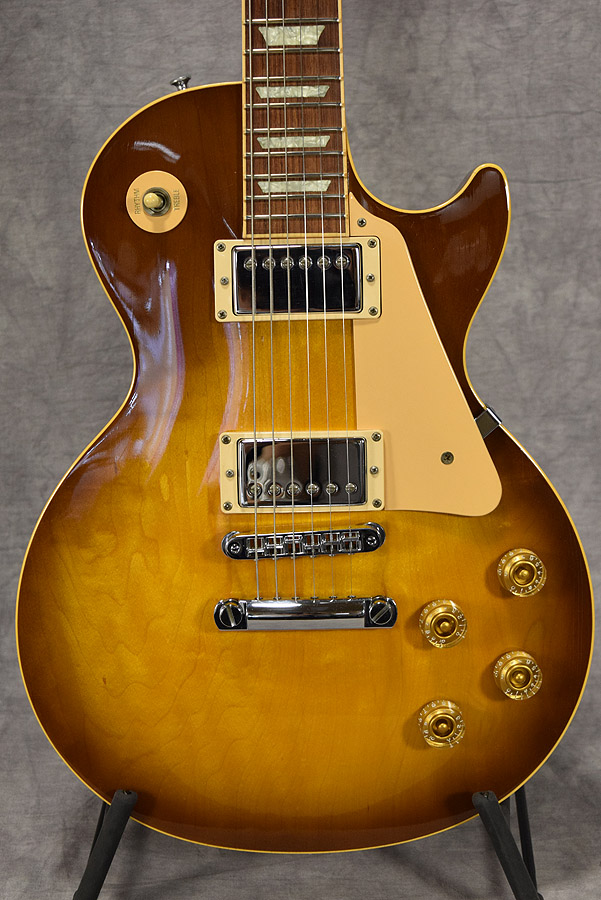 コンパクトキーボード Gibson( ギブソン)les paulエレキギター 2000製