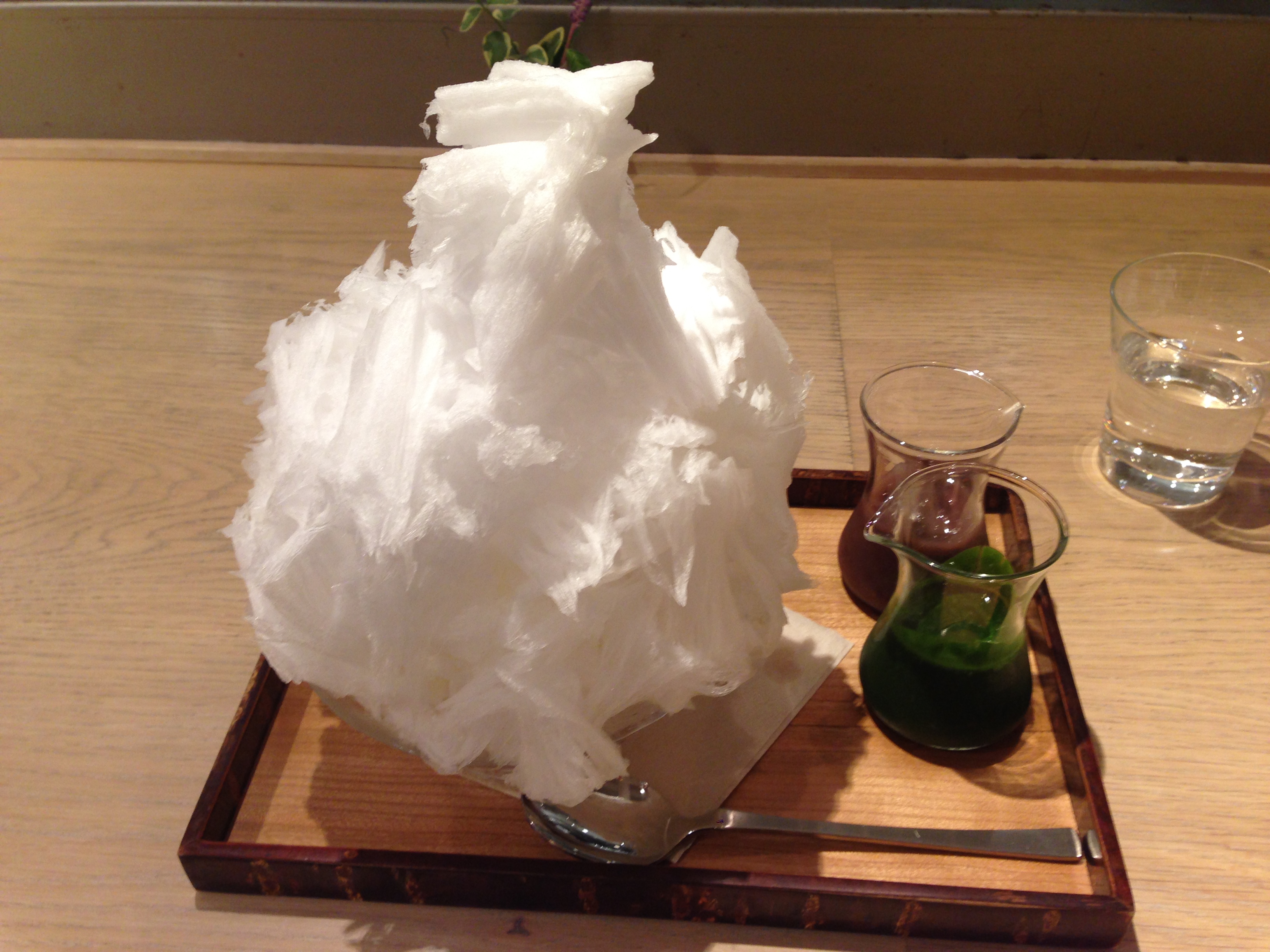 銀座カフェ アコメヤ厨房 四代目 徳次郎のかき氷 白玉トッピング
