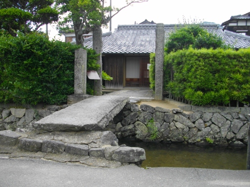 川島桂太郎旧宅 (1) (500x375).jpg