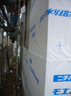 透湿防水シート張り工事.jpg
