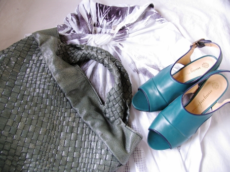 2012.03.07_green3.JPG