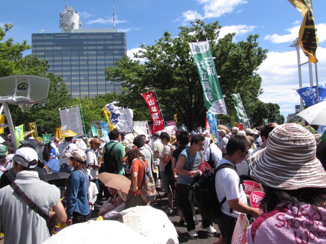 Sayonara-Nuc06.jpg