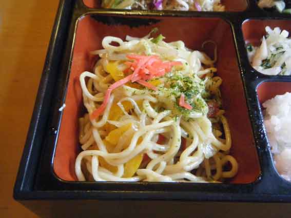 アメリカンステーションの「和風焼きそば」-02♪