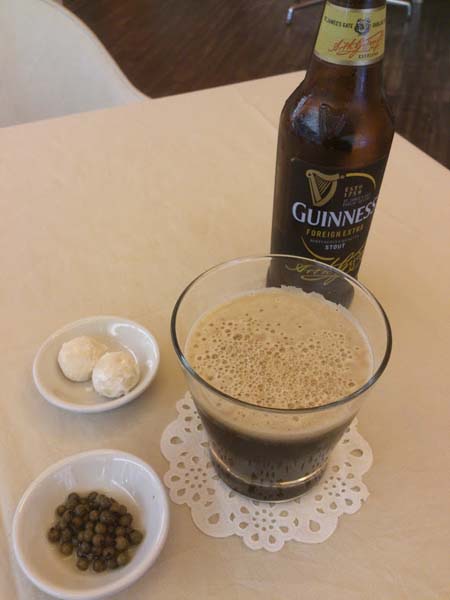 緑胡椒の酢漬けとスノーボール