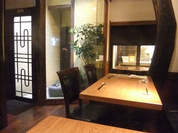 千住１丁目・晏庵の店内
