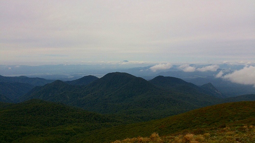 s-20140915船形山鳥海山方面.jpg