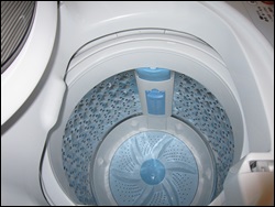 AW-70GL　東芝洗濯機　洗濯槽内部