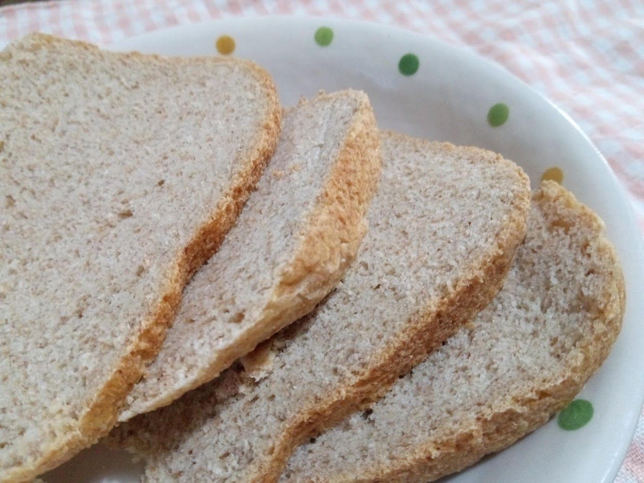 全粒粉100％ HBで作る食パン【手作りパン】 | DODOMEIROキッチン - ブログ