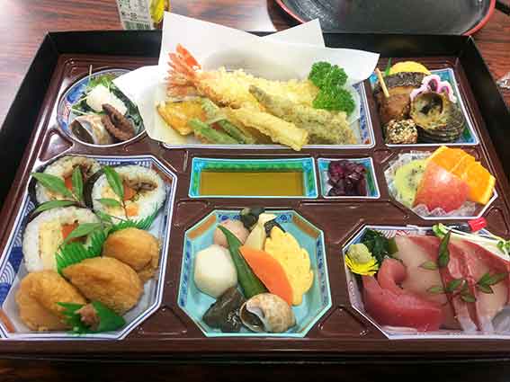 会席弁当♪