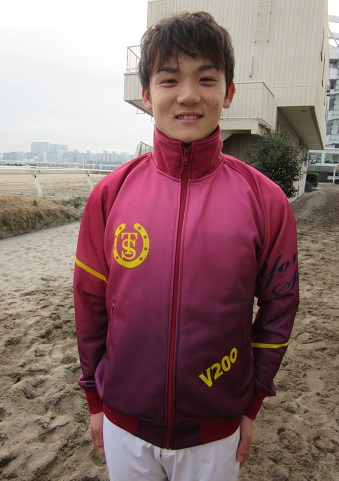 ジャンパー４.jpg