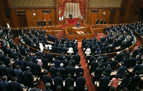 第185回臨時国会開会式２