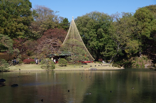 六義園にて