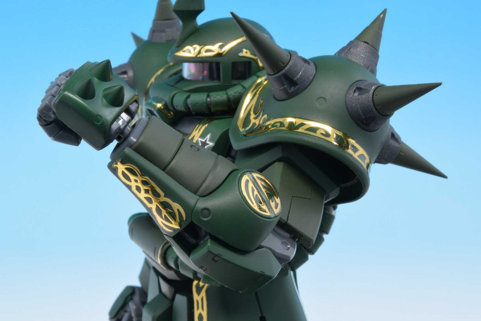 MG 1/100 MS-06F ドズル・ザビ専用ザクⅡ【プラモデル】 | なん