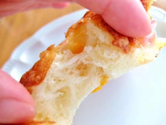 林檎のベーコン (Apple Smoked Bacon)　コストコ　ベーコンチーズパン
