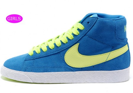 Nike Wmns Blazer Mid suede