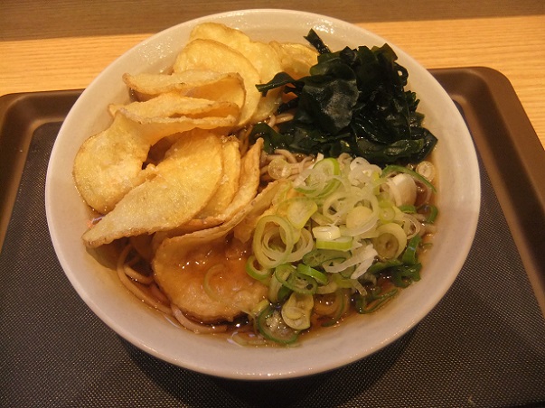 富士そば津田沼店のトルネードポテトそば１