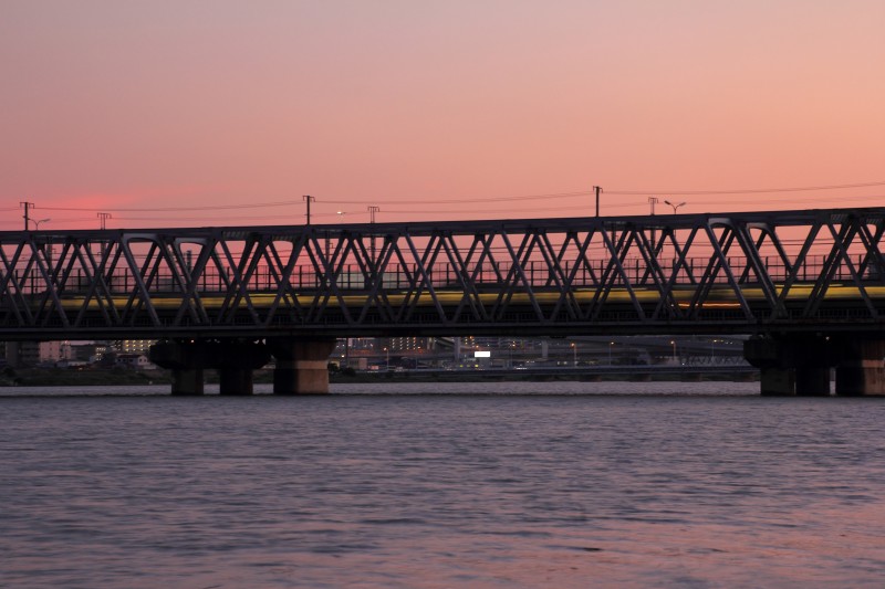 淀川夕景_004ＪＲ鉄橋夕景.jpg