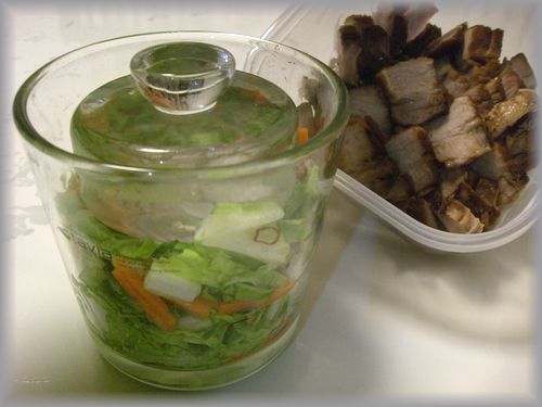 白菜のお漬物と煮豚